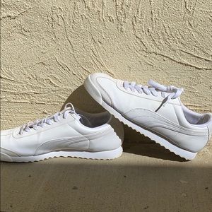 White Puma shoes